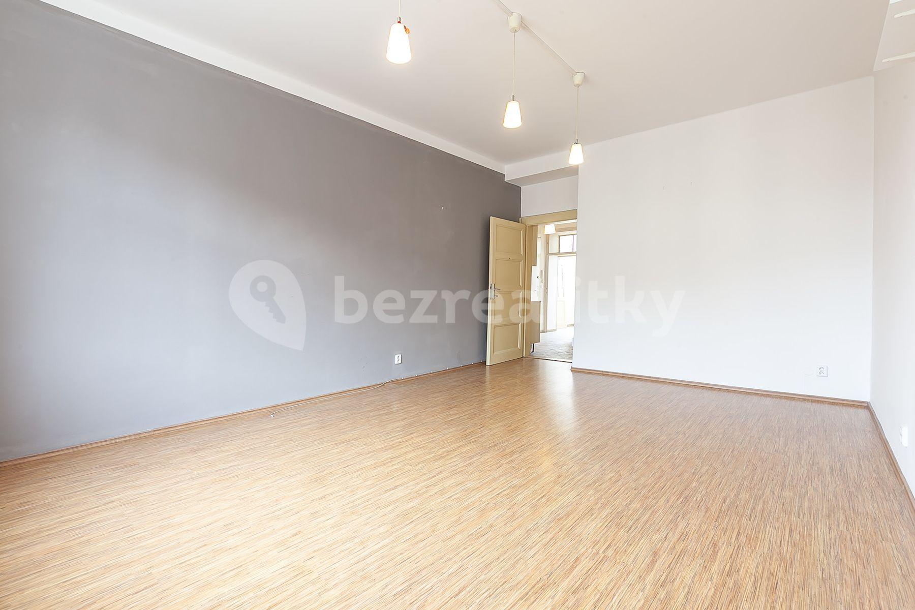 Prodej bytu 2+kk 54 m², 5. května, Praha, Praha