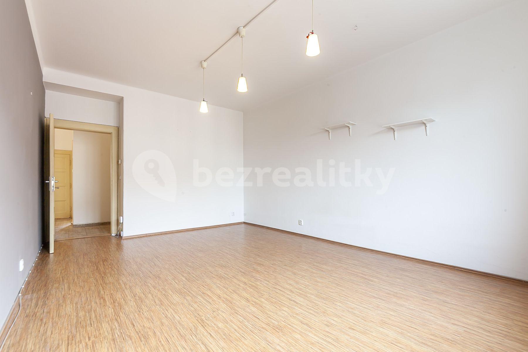 Prodej bytu 2+kk 54 m², 5. května, Praha, Praha