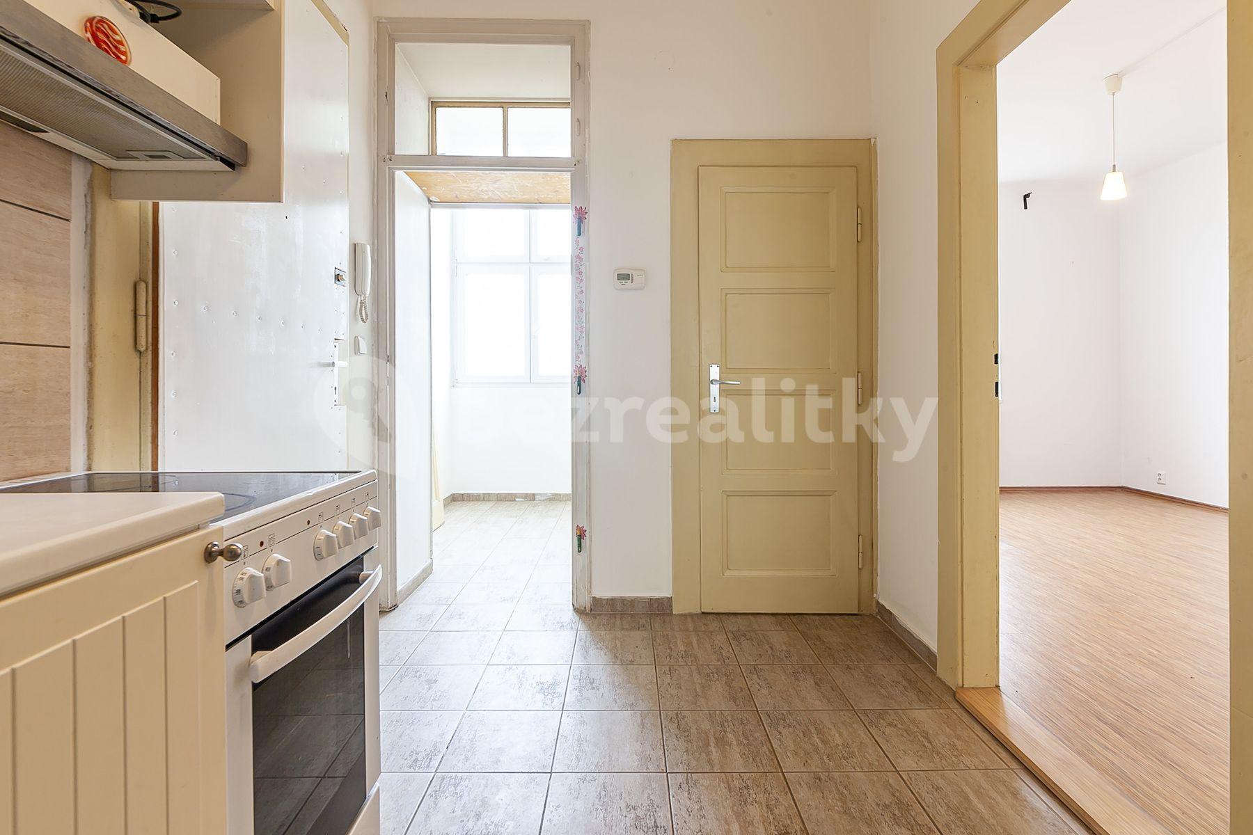 Prodej bytu 2+kk 54 m², 5. května, Praha, Praha