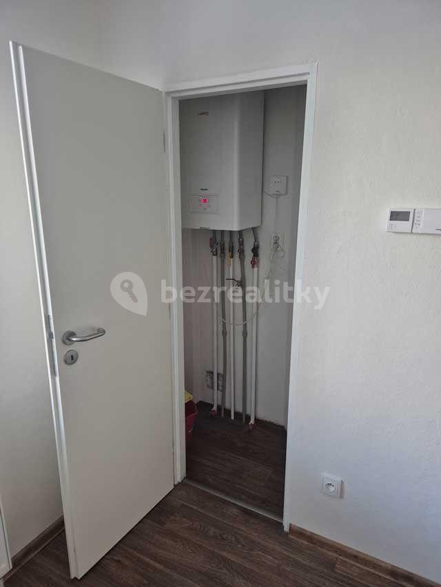 Pronájem bytu 1+kk 40 m², 28. října, Nymburk, Středočeský kraj