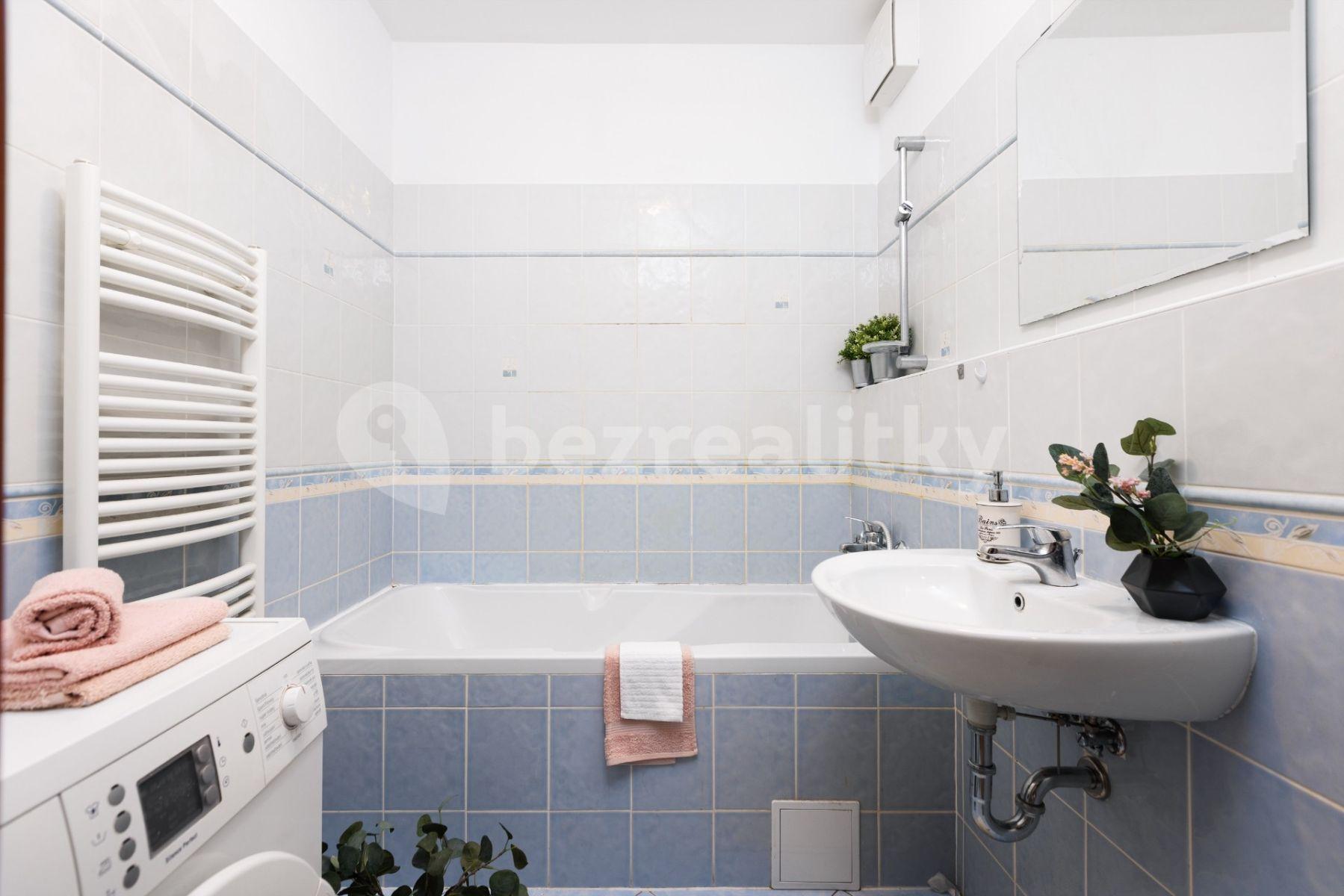 Pronájem bytu 2+kk 43 m², Hevlínská, Praha, Praha