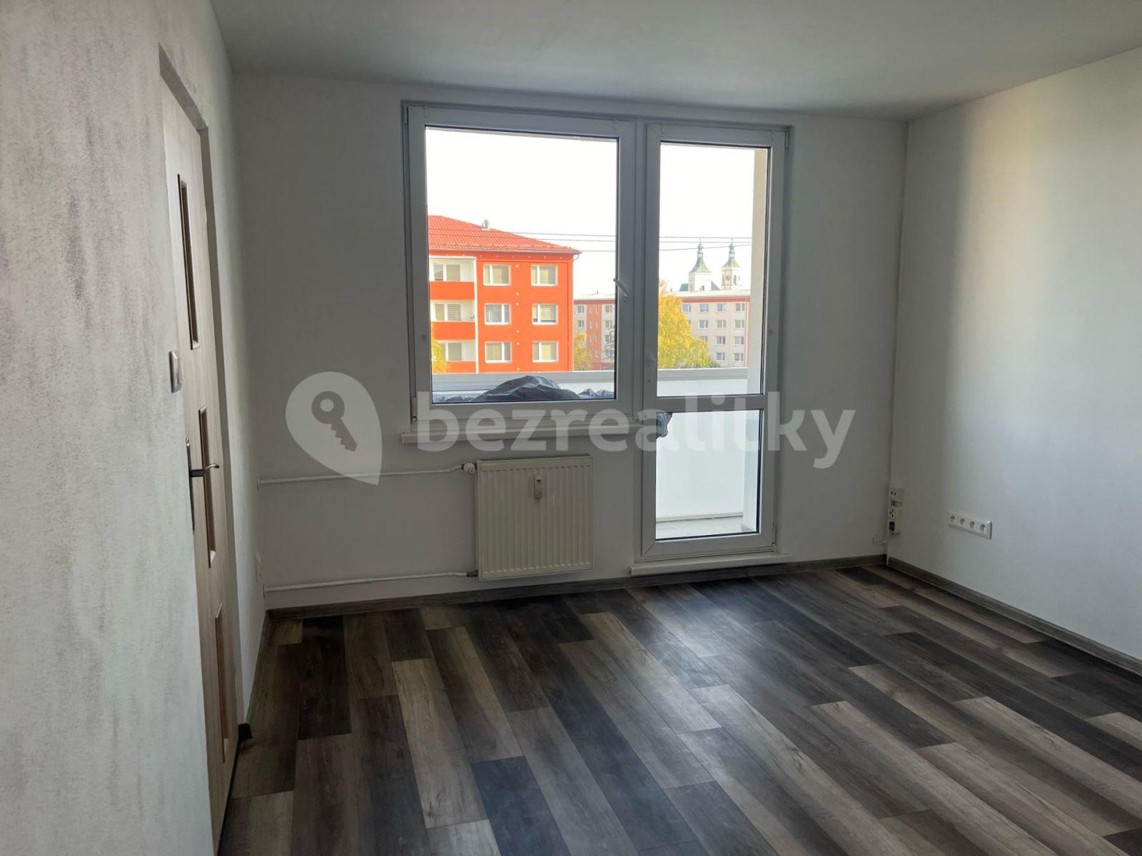 Pronájem bytu 3+1 70 m², Dukelská, Uničov, Olomoucký kraj