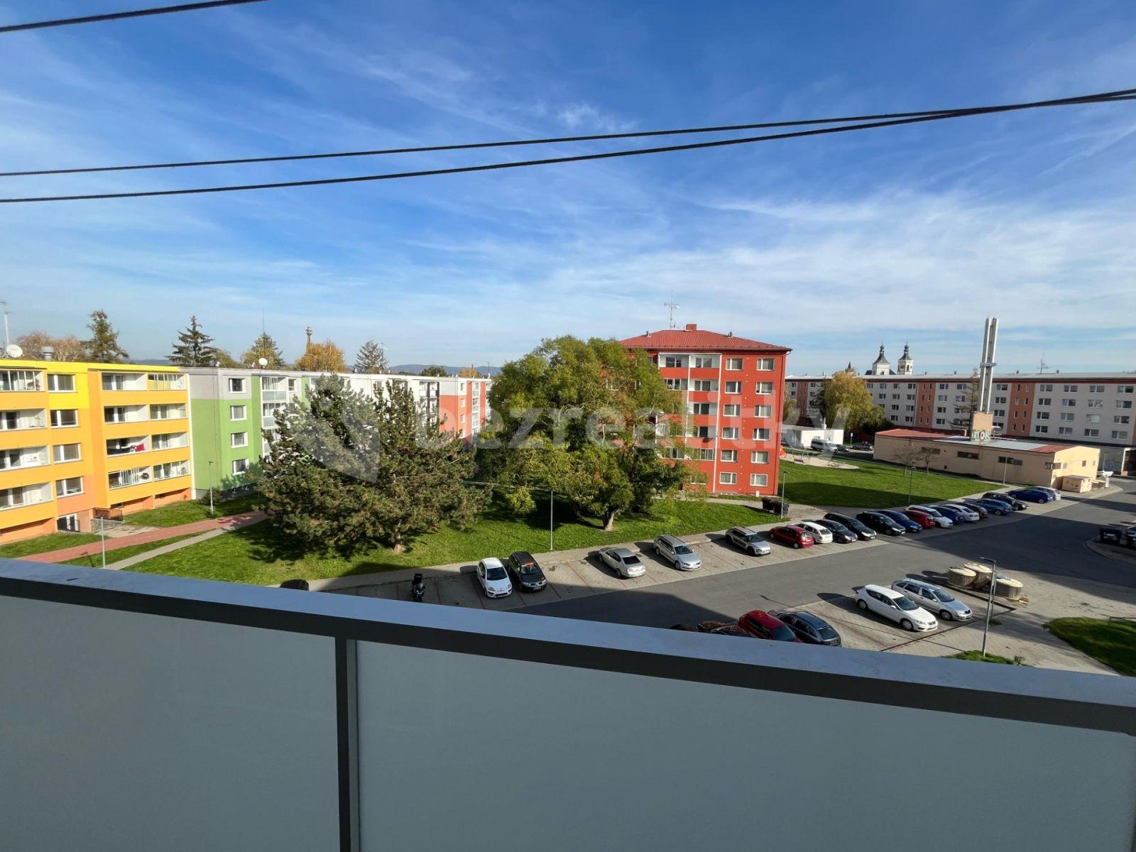 Pronájem bytu 3+1 70 m², Dukelská, Uničov, Olomoucký kraj