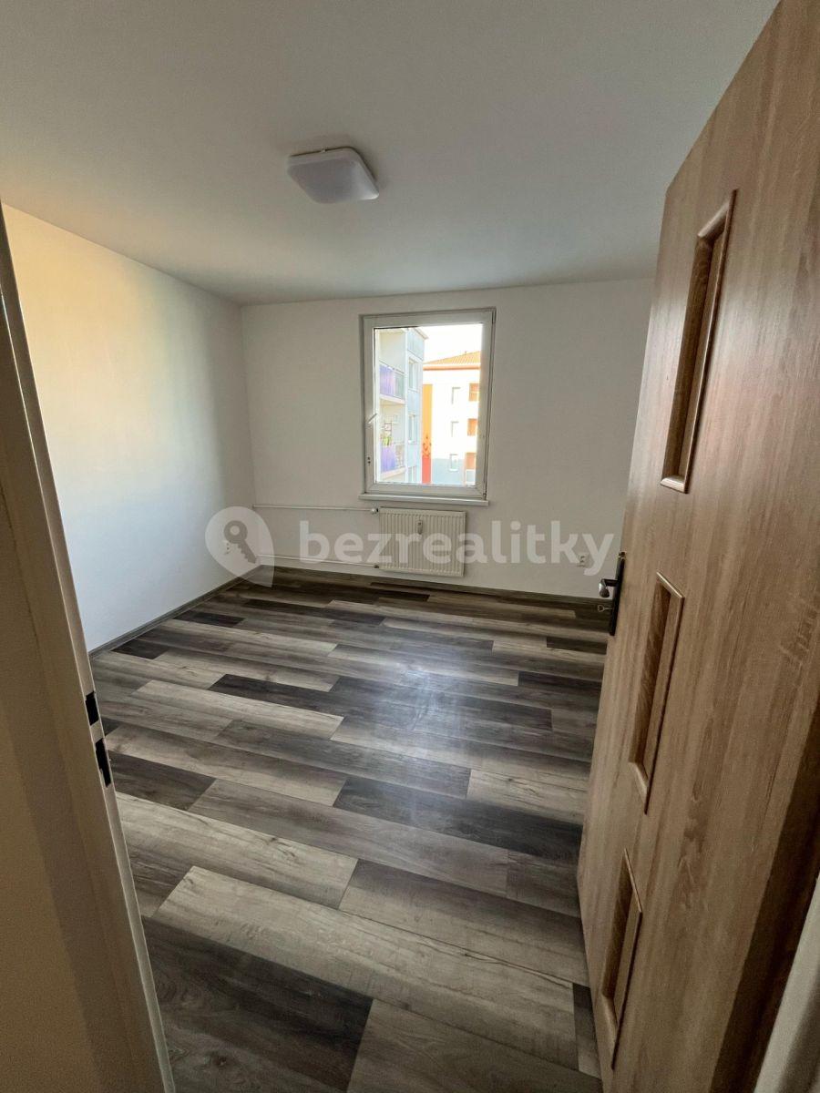 Pronájem bytu 3+1 70 m², Dukelská, Uničov, Olomoucký kraj