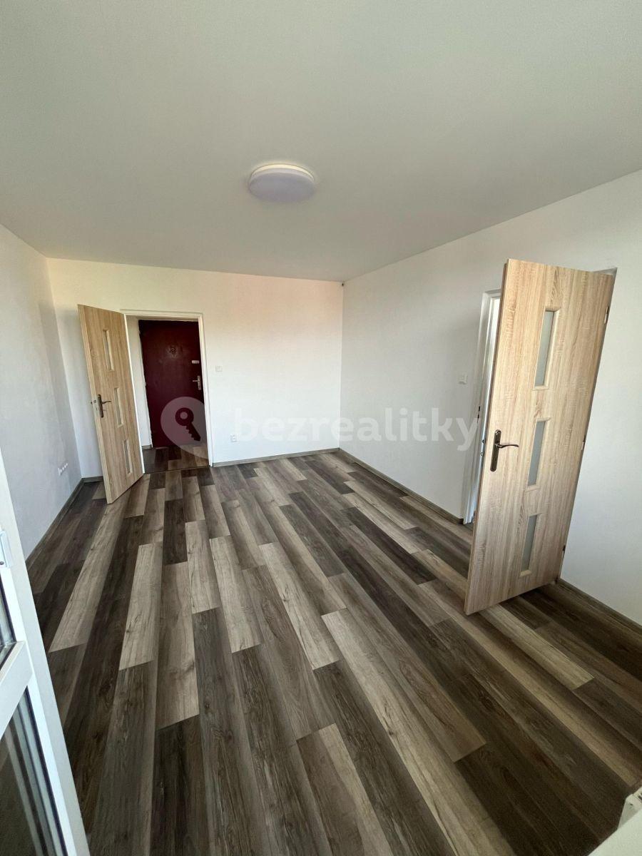 Pronájem bytu 3+1 70 m², Dukelská, Uničov, Olomoucký kraj