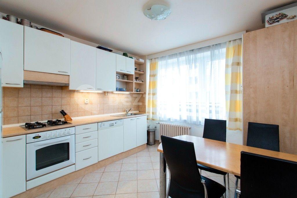 Pronájem bytu 3+1 90 m², Česká, Praha, Praha