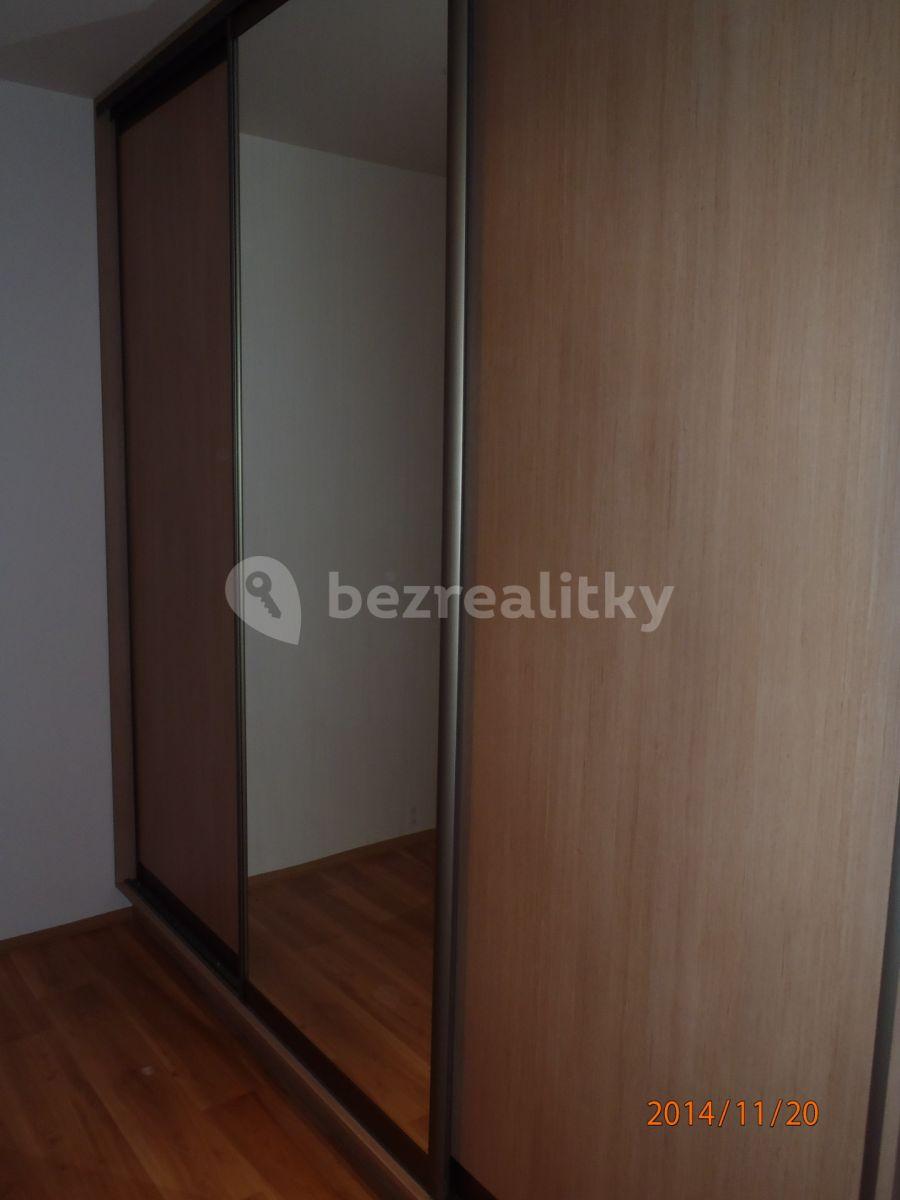 Pronájem bytu 2+kk 45 m², Mostecká, Kladno, Středočeský kraj