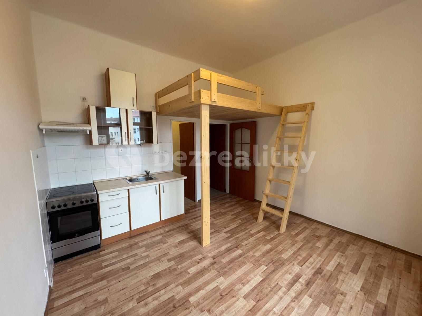 Pronájem bytu 1+kk 25 m², Koterovská, Plzeň, Plzeňský kraj