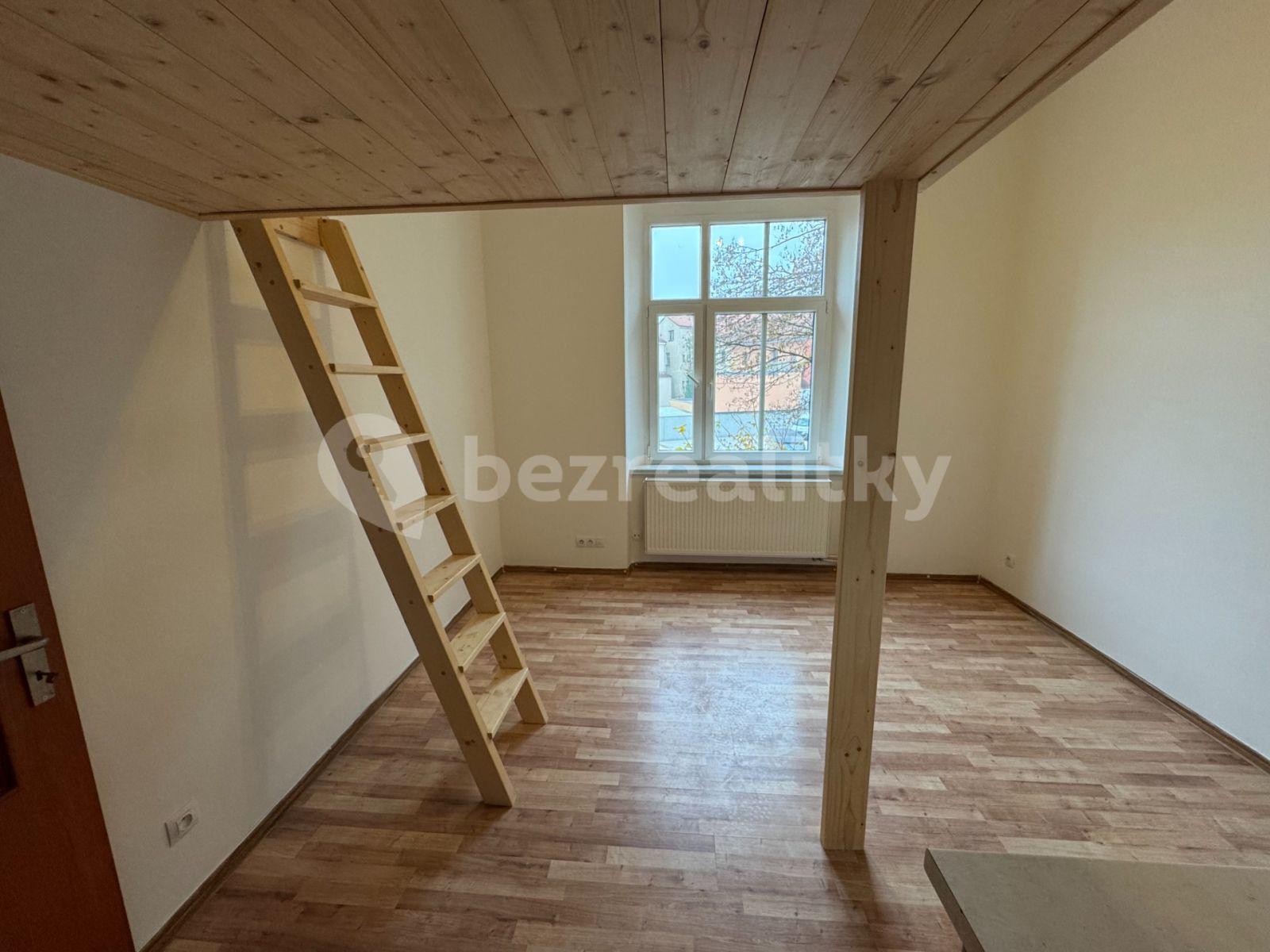 Pronájem bytu 1+kk 25 m², Koterovská, Plzeň, Plzeňský kraj