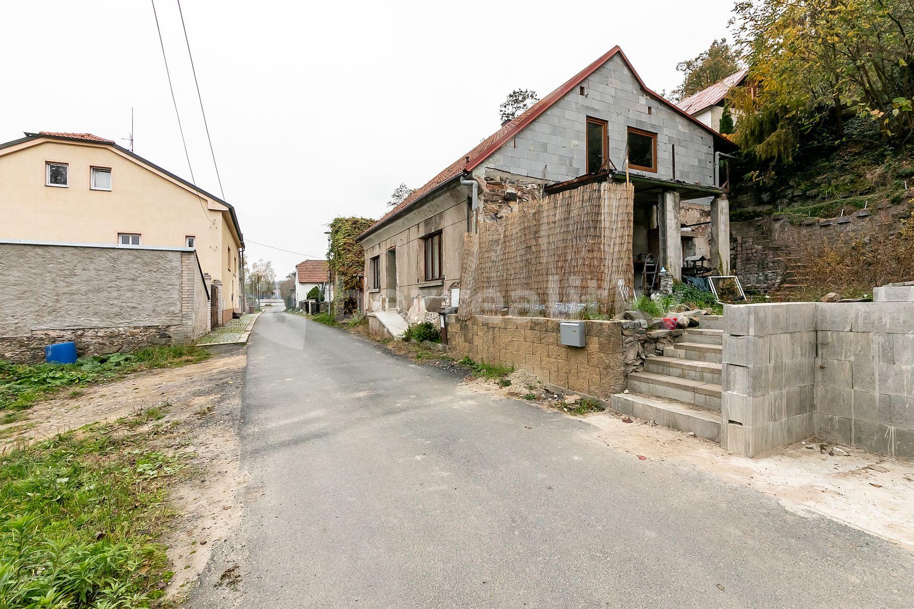 Prodej domu 80 m², pozemek 191 m², Pobřežní, Týnec nad Labem, Středočeský kraj