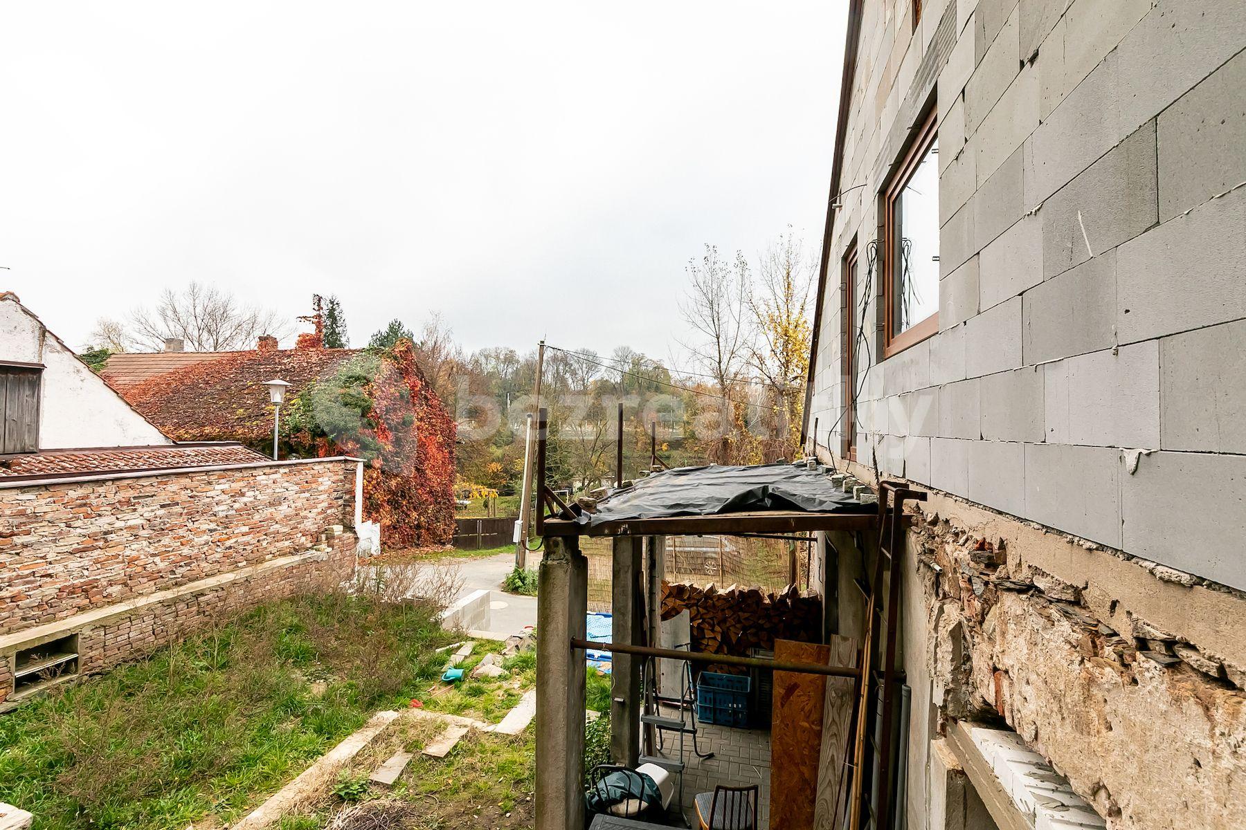 Prodej domu 80 m², pozemek 191 m², Pobřežní, Týnec nad Labem, Středočeský kraj