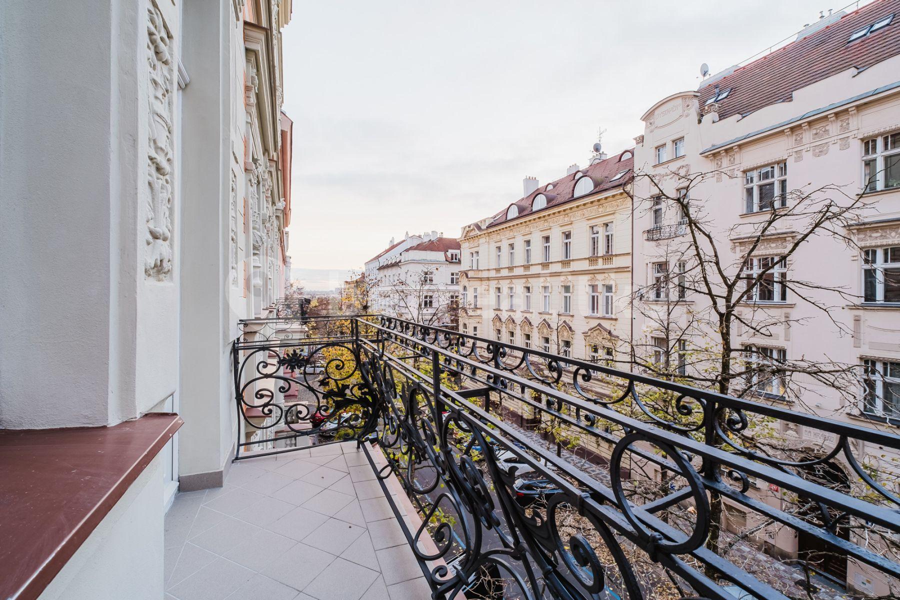 Pronájem bytu 3+kk 84 m², Chodská, Praha, Praha