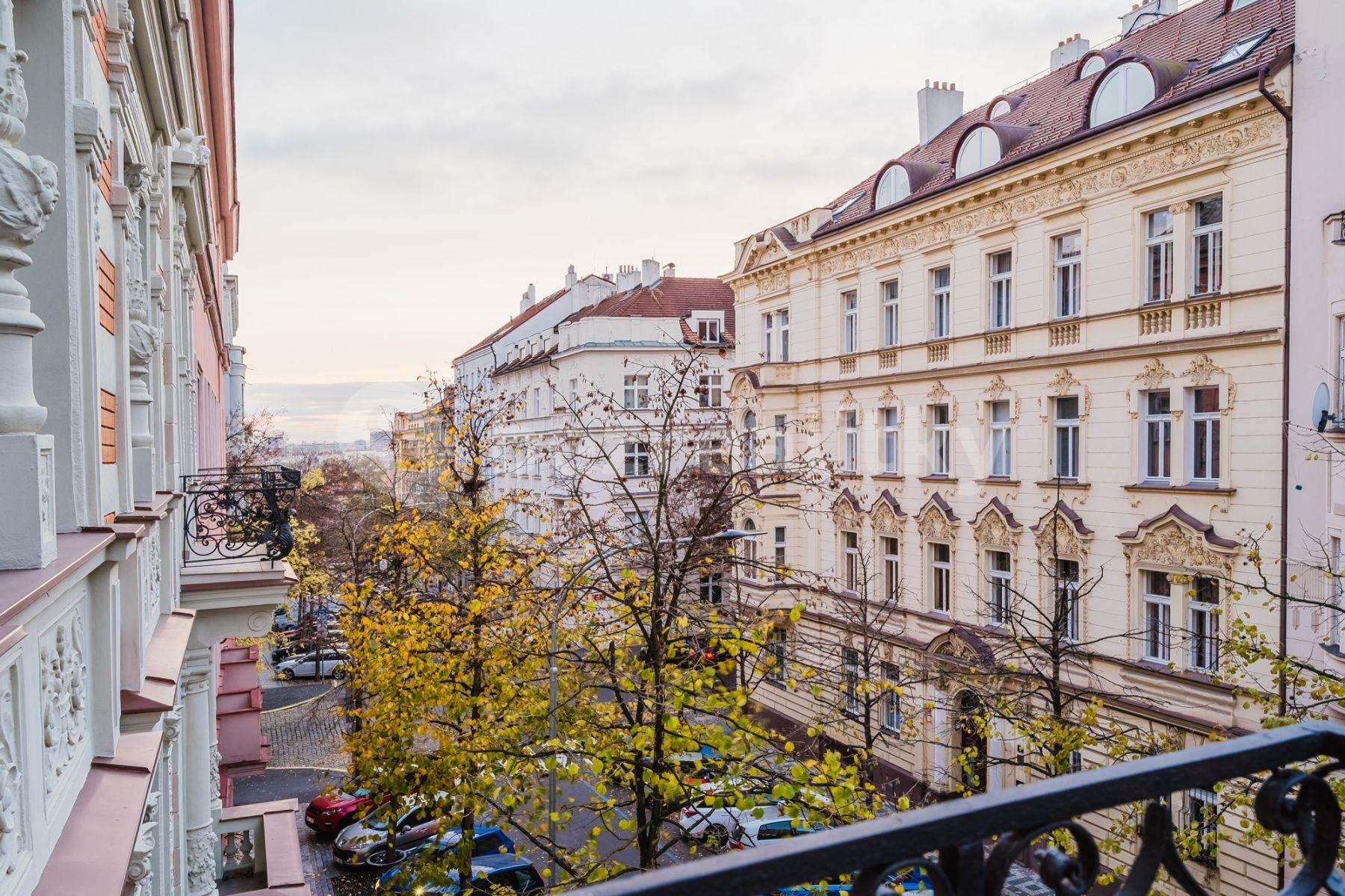 Pronájem bytu 3+kk 84 m², Chodská, Praha, Praha