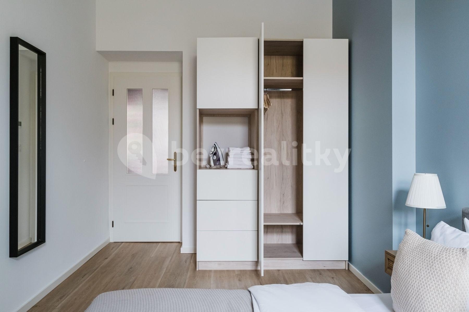 Pronájem bytu 3+kk 84 m², Chodská, Praha, Praha