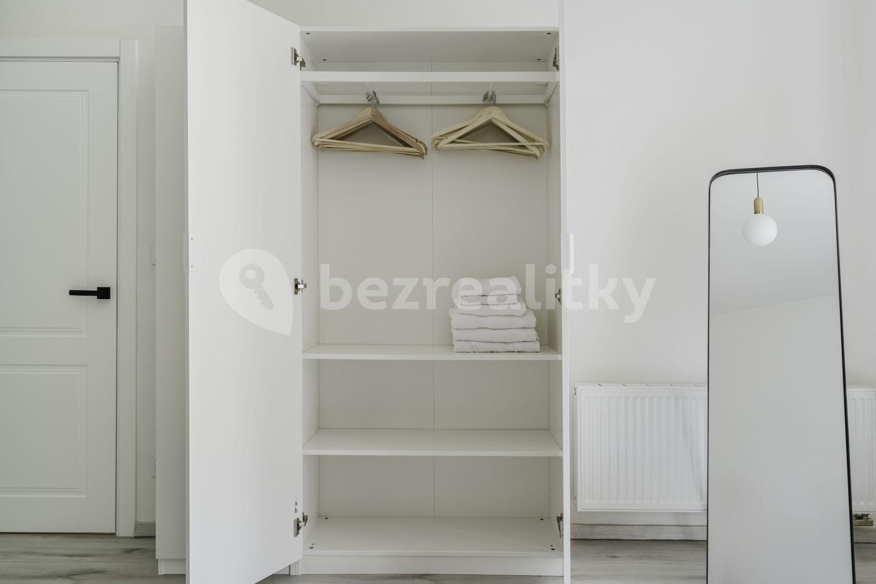 Pronájem bytu 2+1 47 m², Rostovská, Praha, Praha