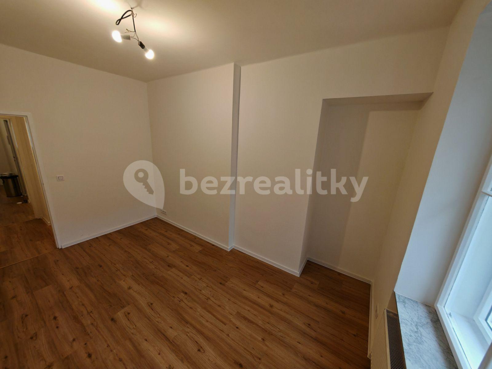 Pronájem bytu 4+1 101 m², Hradecká, Praha, Praha