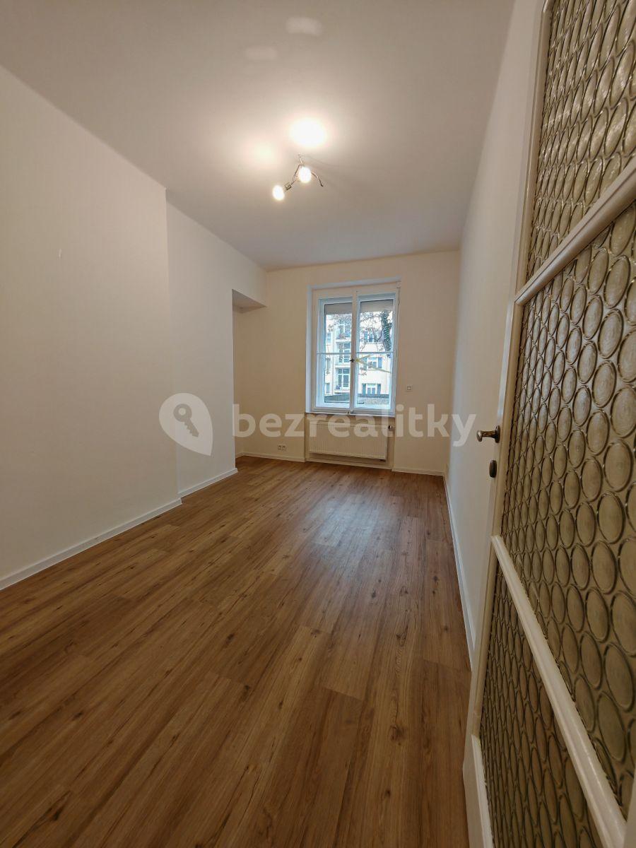 Pronájem bytu 4+1 101 m², Hradecká, Praha, Praha