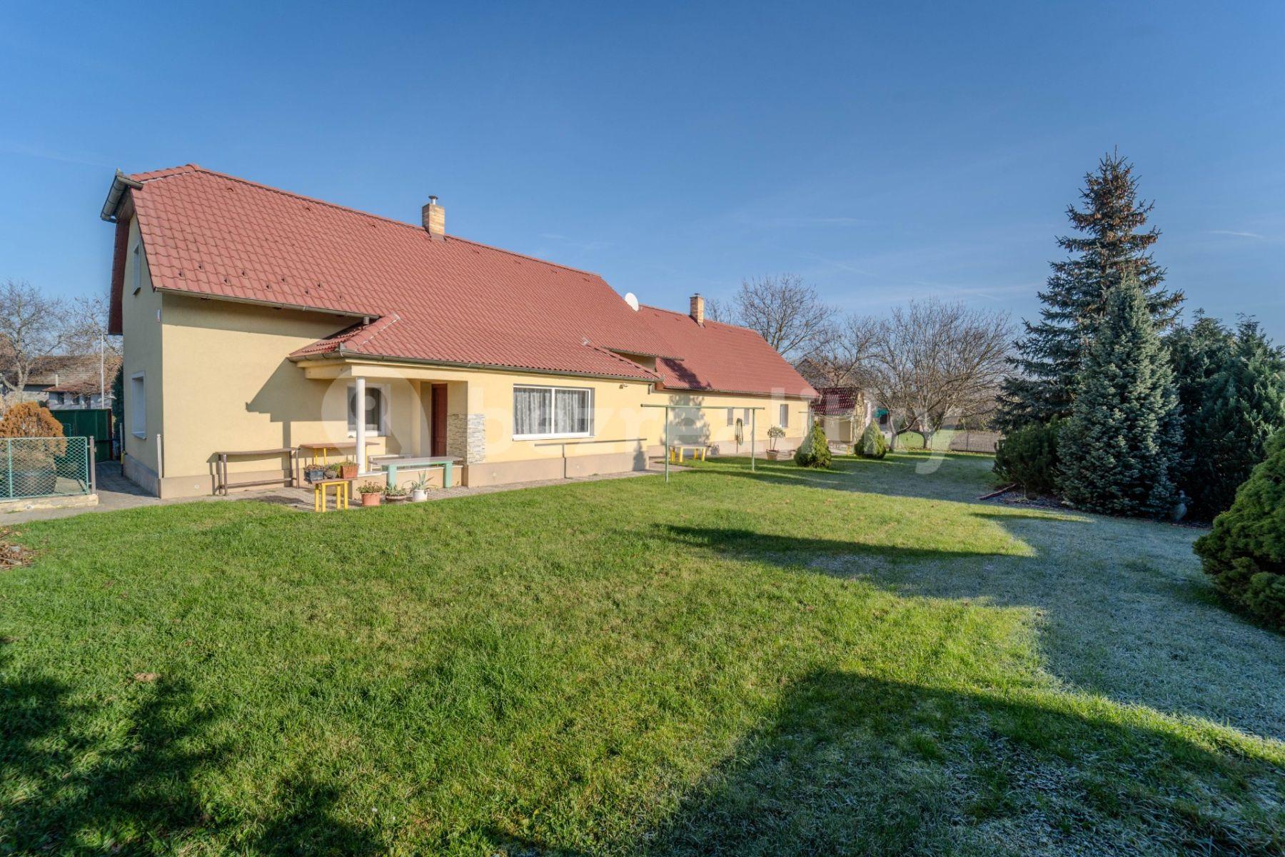 Prodej domu 173 m², pozemek 1.112 m², Vlačice, Středočeský kraj