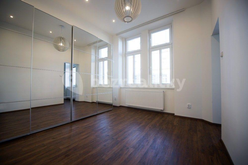 Pronájem bytu 1+1 33 m², Rokycanova, Praha, Praha