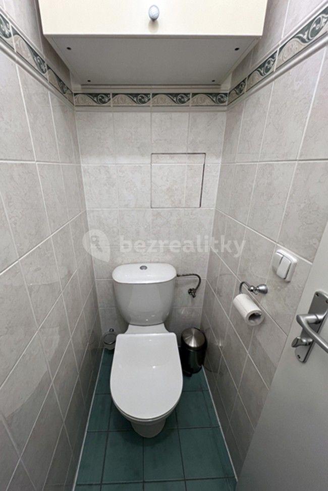 Pronájem bytu 2+kk 86 m², Přeštická, Praha, Praha