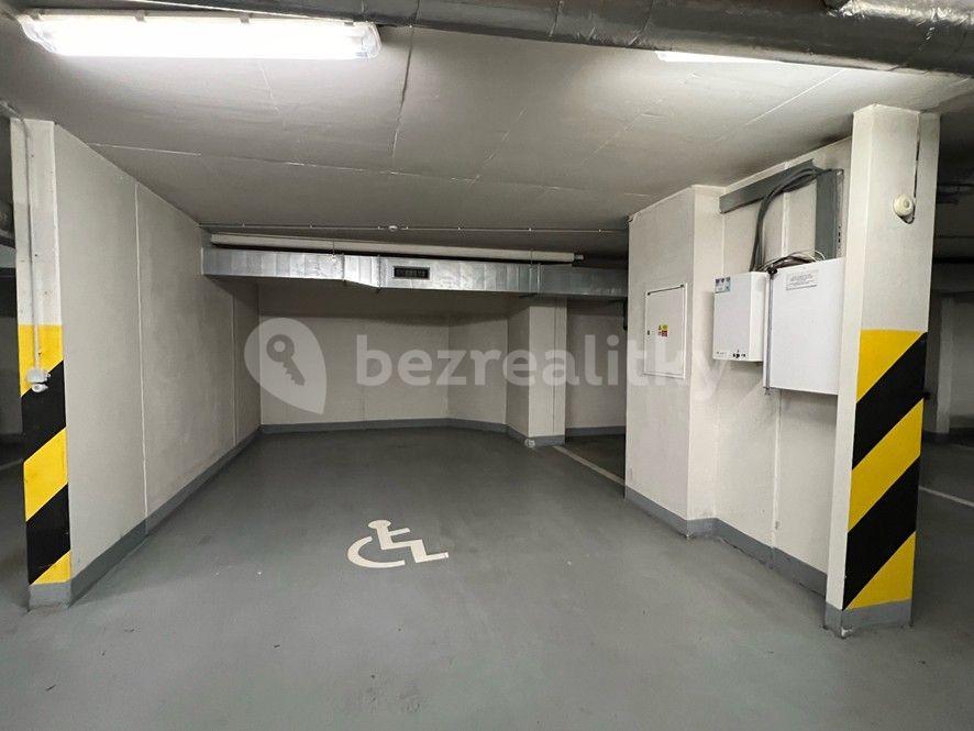 Pronájem bytu 2+kk 86 m², Přeštická, Praha, Praha