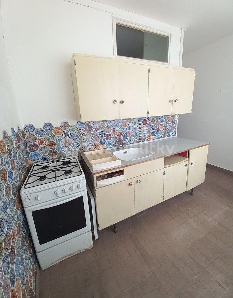 Prodej bytu 1+kk 30 m², Nekvasilova, Praha, Praha