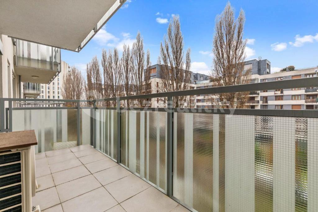 Pronájem bytu 2+1 61 m², Prešovská, Ružinov, Bratislavský kraj