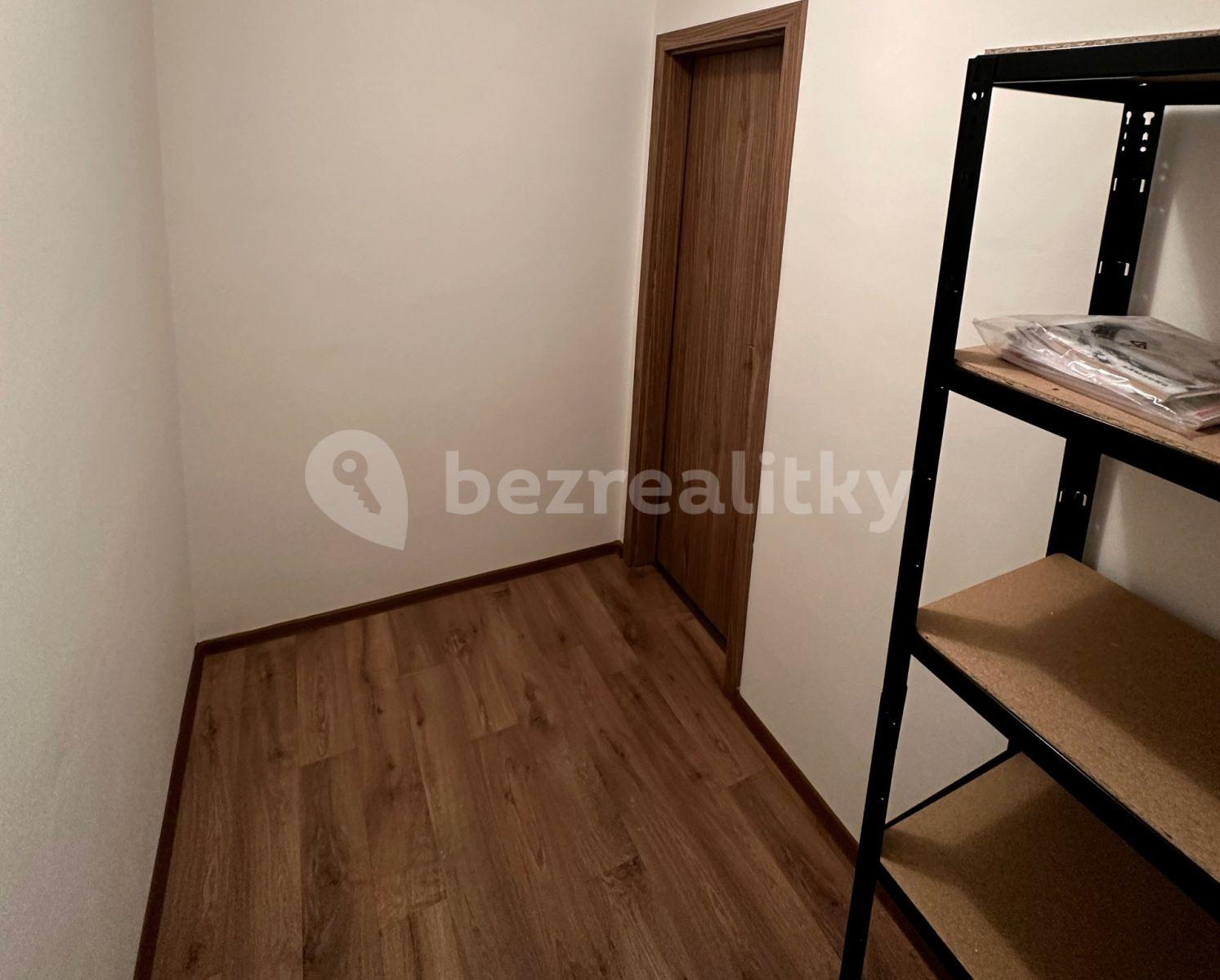 Prodej bytu 3+kk 71 m², Pražská, Slaný, Středočeský kraj