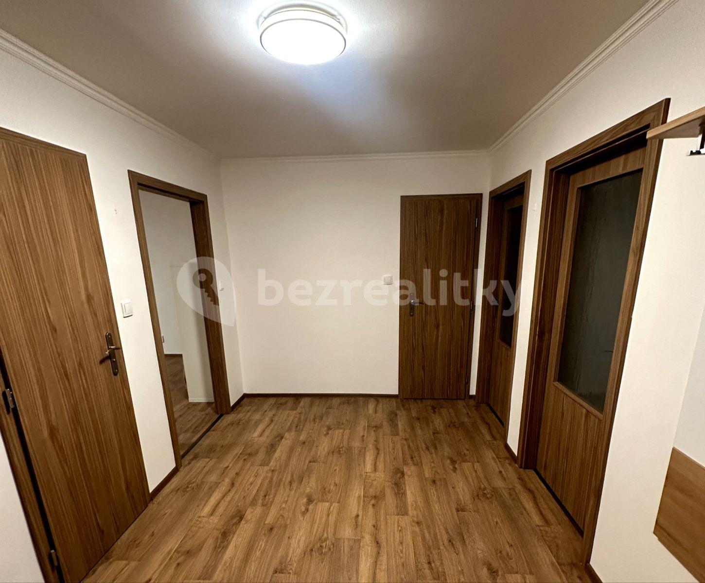 Prodej bytu 3+kk 71 m², Pražská, Slaný, Středočeský kraj