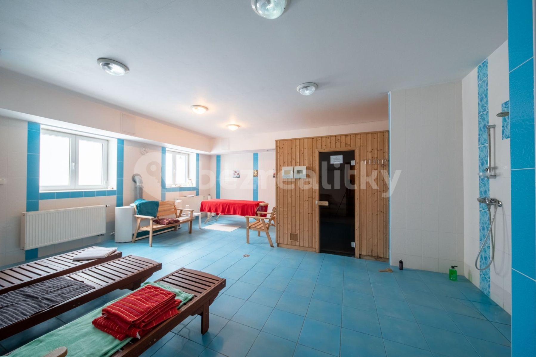 Prodej domu 930 m², pozemek 3.366 m², Lipno nad Vltavou, Jihočeský kraj