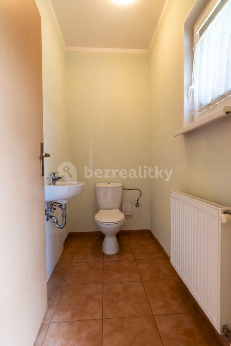 Prodej domu 112 m², pozemek 383 m², Luční, Nupaky, Středočeský kraj