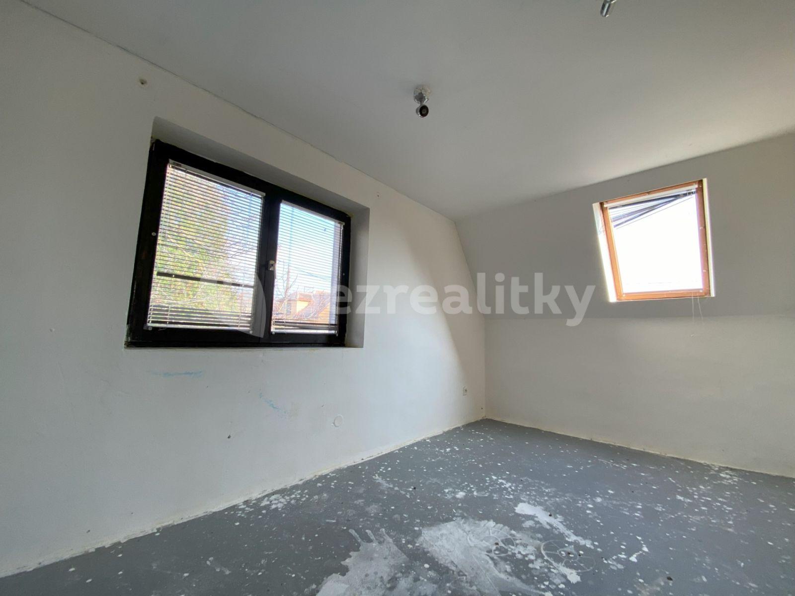 Prodej domu 250 m², pozemek 2.630 m², Vinaře, Středočeský kraj