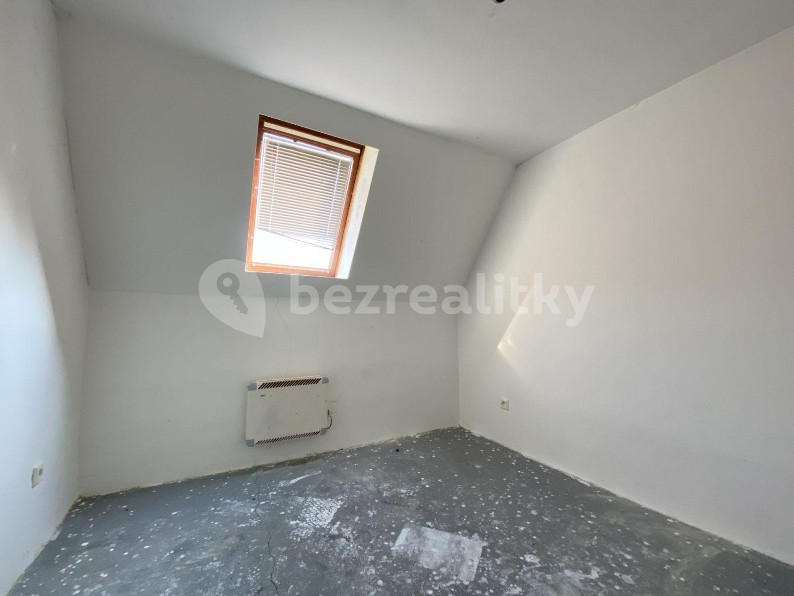 Prodej domu 250 m², pozemek 2.630 m², Vinaře, Středočeský kraj