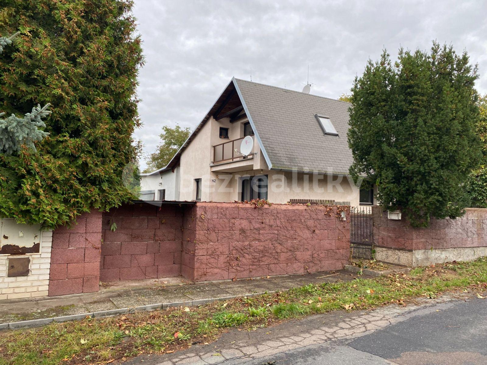 Prodej domu 250 m², pozemek 2.630 m², Vinaře, Středočeský kraj