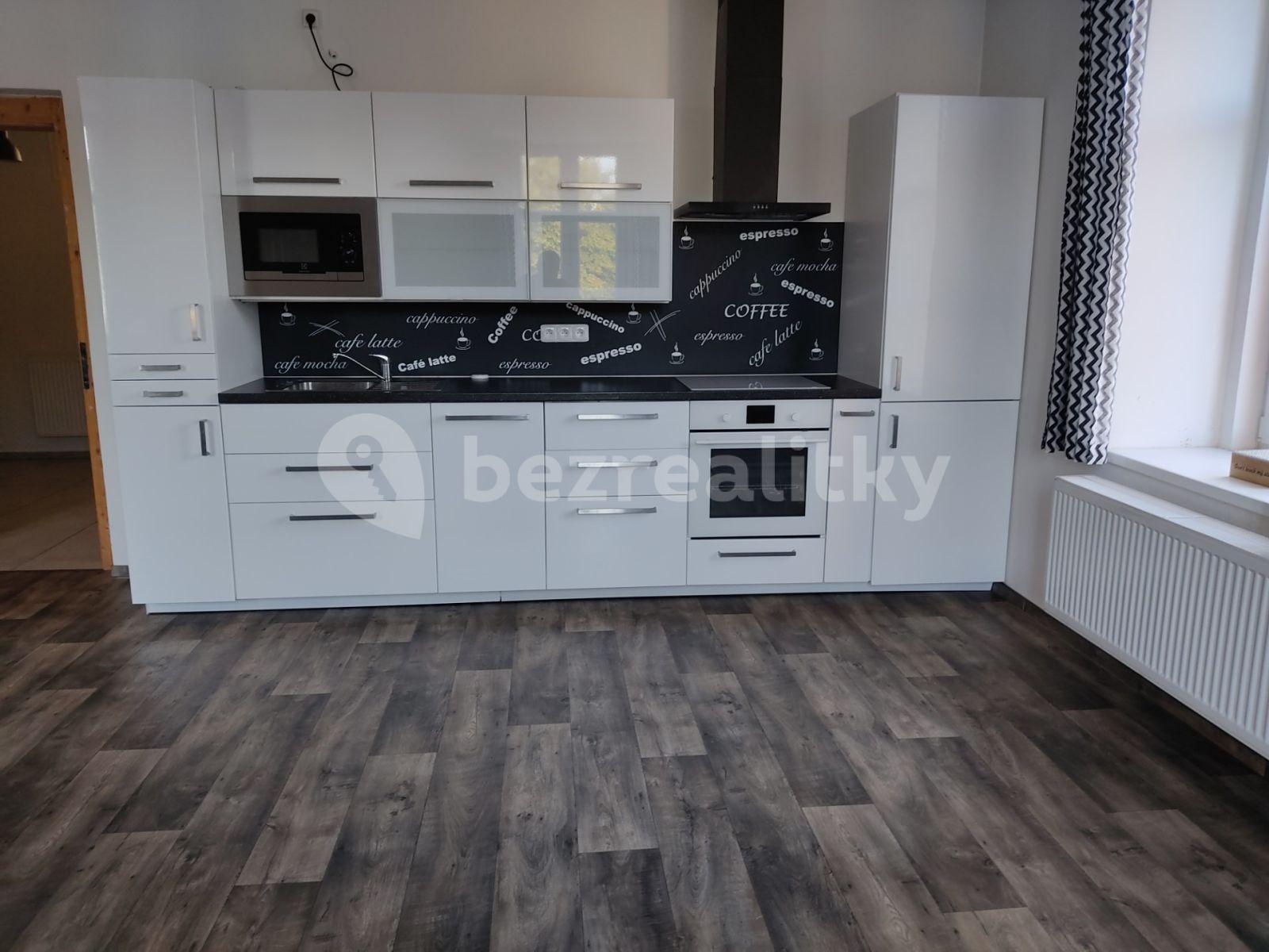 Pronájem bytu 2+kk 80 m², Komenského, Častolovice, Královéhradecký kraj