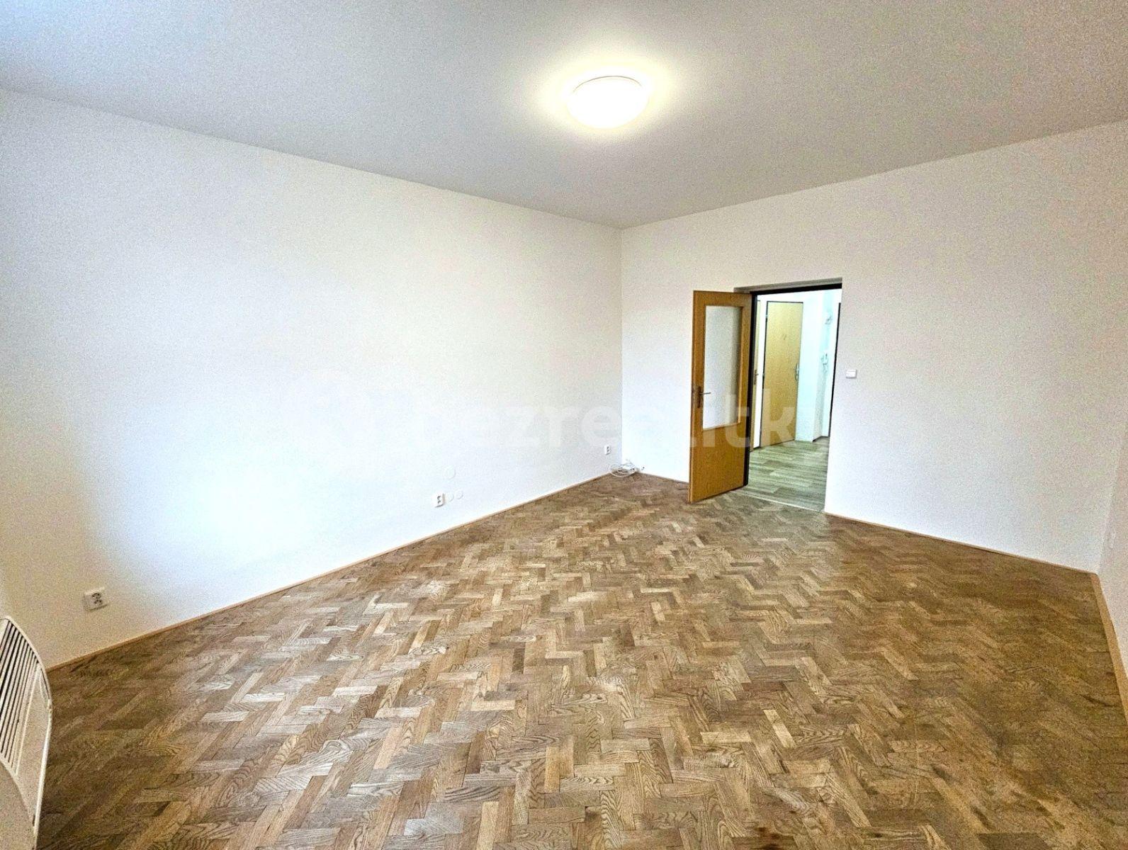 Pronájem bytu 1+1 40 m², Karáskovo náměstí, Brno, Jihomoravský kraj