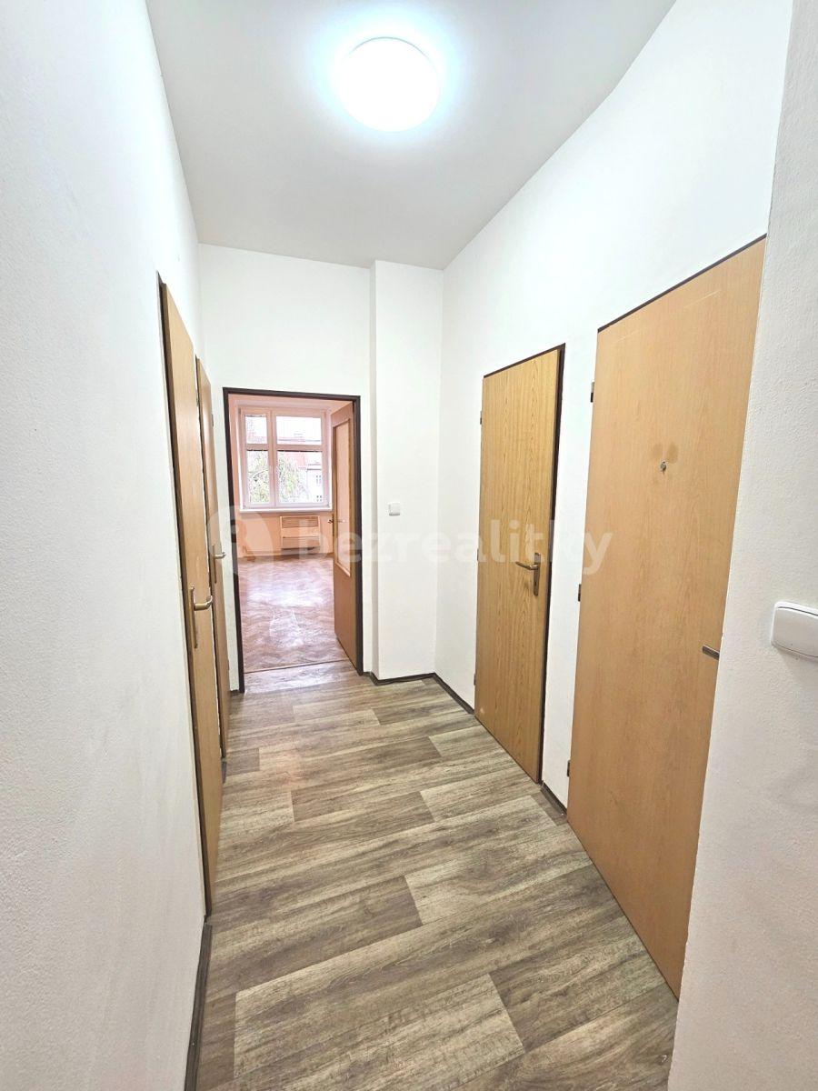 Pronájem bytu 1+1 40 m², Karáskovo náměstí, Brno, Jihomoravský kraj