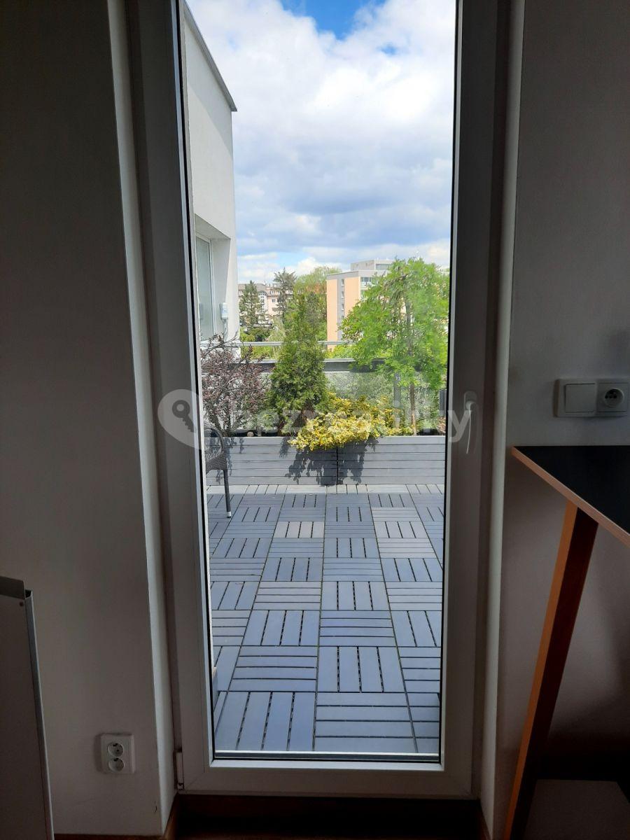 Prodej bytu 1+kk 56 m², Hornoměcholupská, Praha, Praha