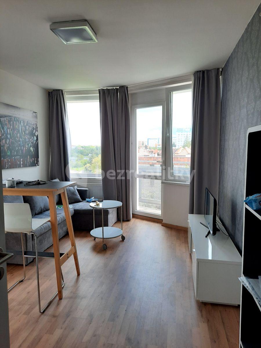 Prodej bytu 1+kk 56 m², Hornoměcholupská, Praha, Praha