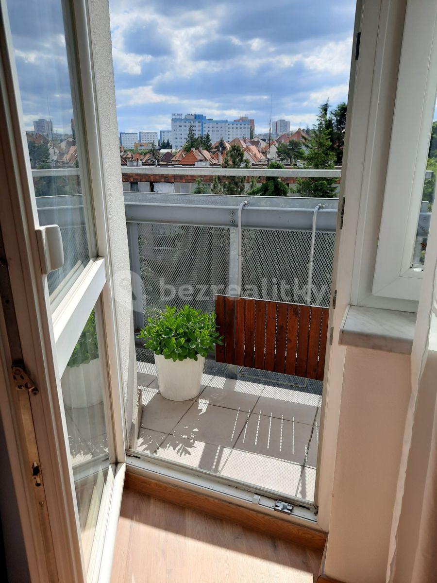 Prodej bytu 1+kk 56 m², Hornoměcholupská, Praha, Praha