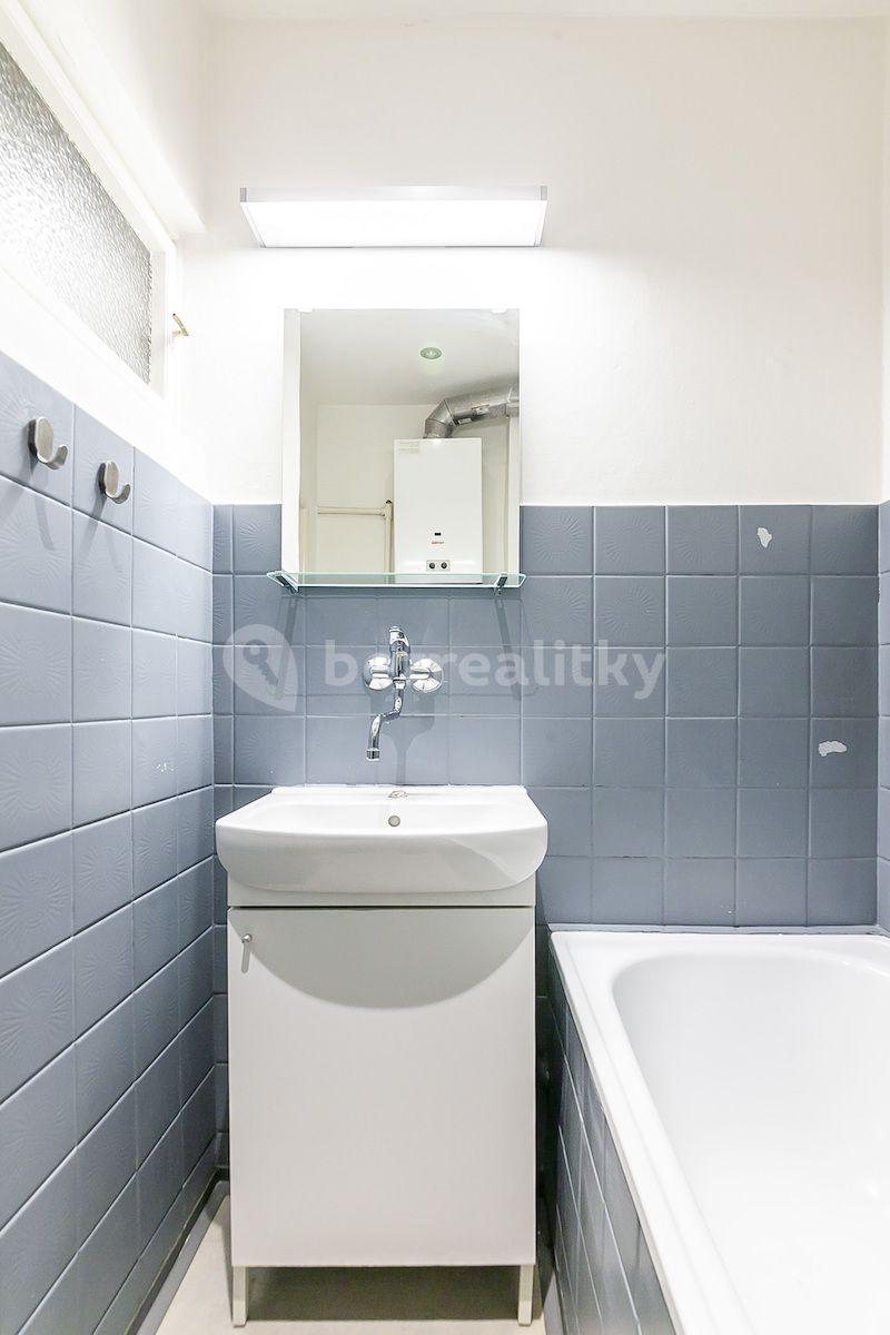 Prodej bytu 1+1 43 m², Kolbenova, Praha, Praha