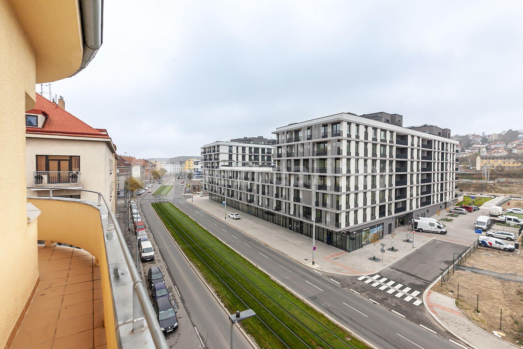 Prodej bytu 1+1 43 m², Kolbenova, Praha, Praha