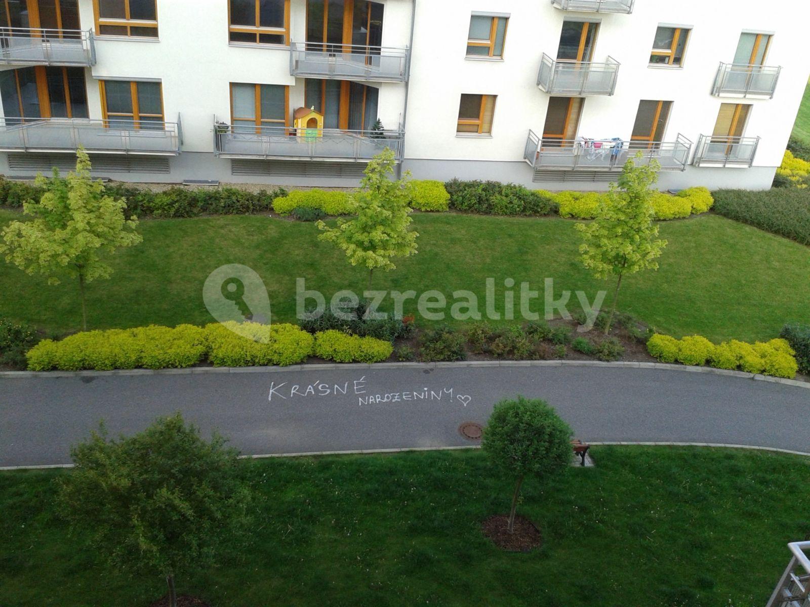 Pronájem bytu 1+kk 34 m², Mattioliho, Praha, Praha