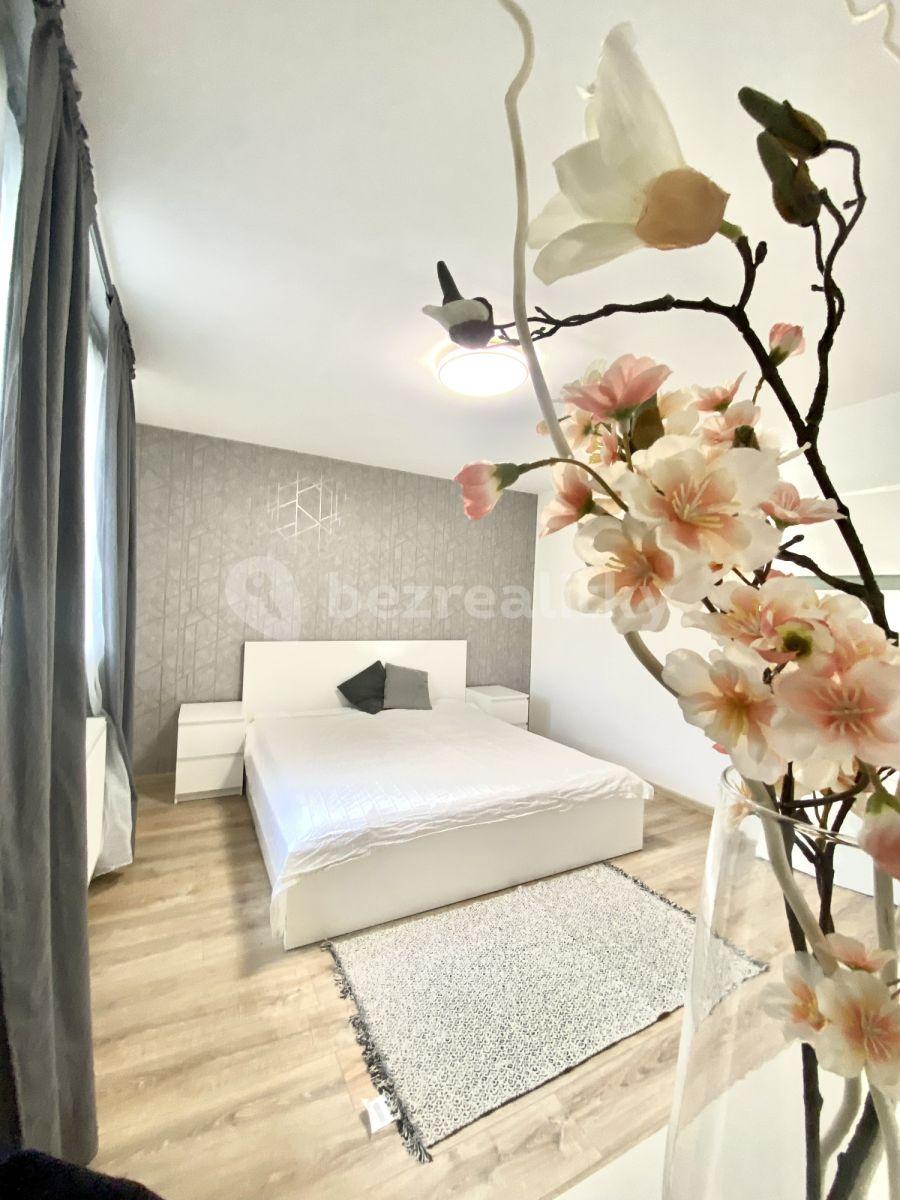 Pronájem bytu 2+1 74 m², Prosecka, Praha, Praha