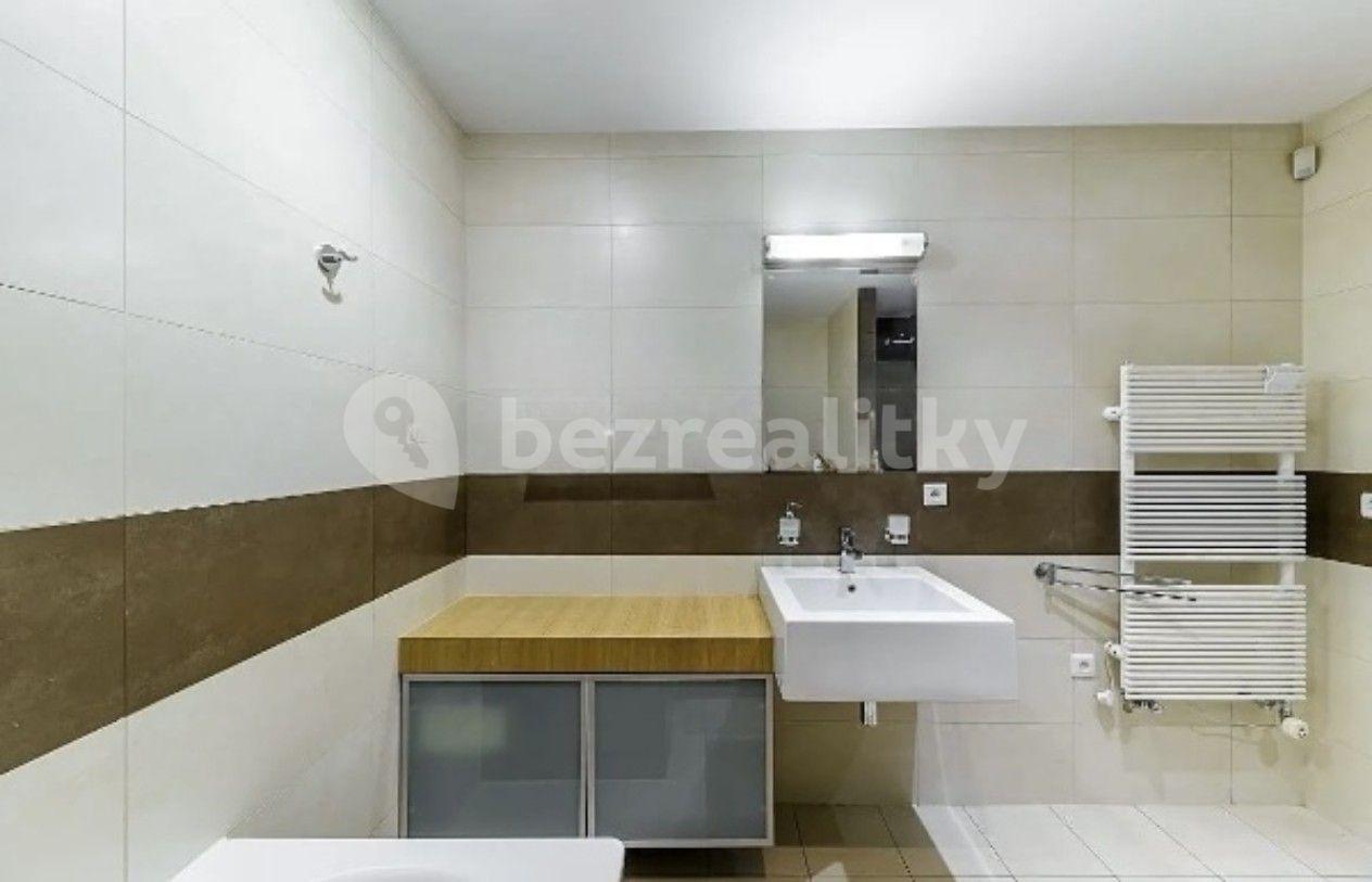 Pronájem bytu 2+kk 75 m², Hořejší nábřeží, Praha, Praha