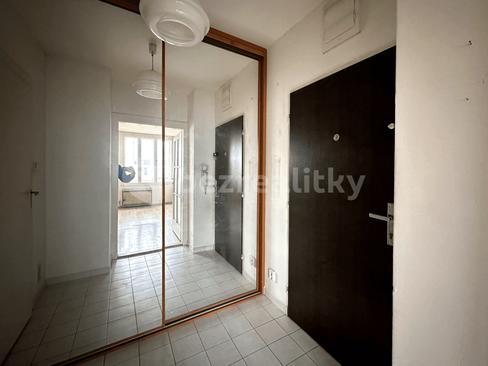 Pronájem bytu 1+kk 39 m², Praha, Praha