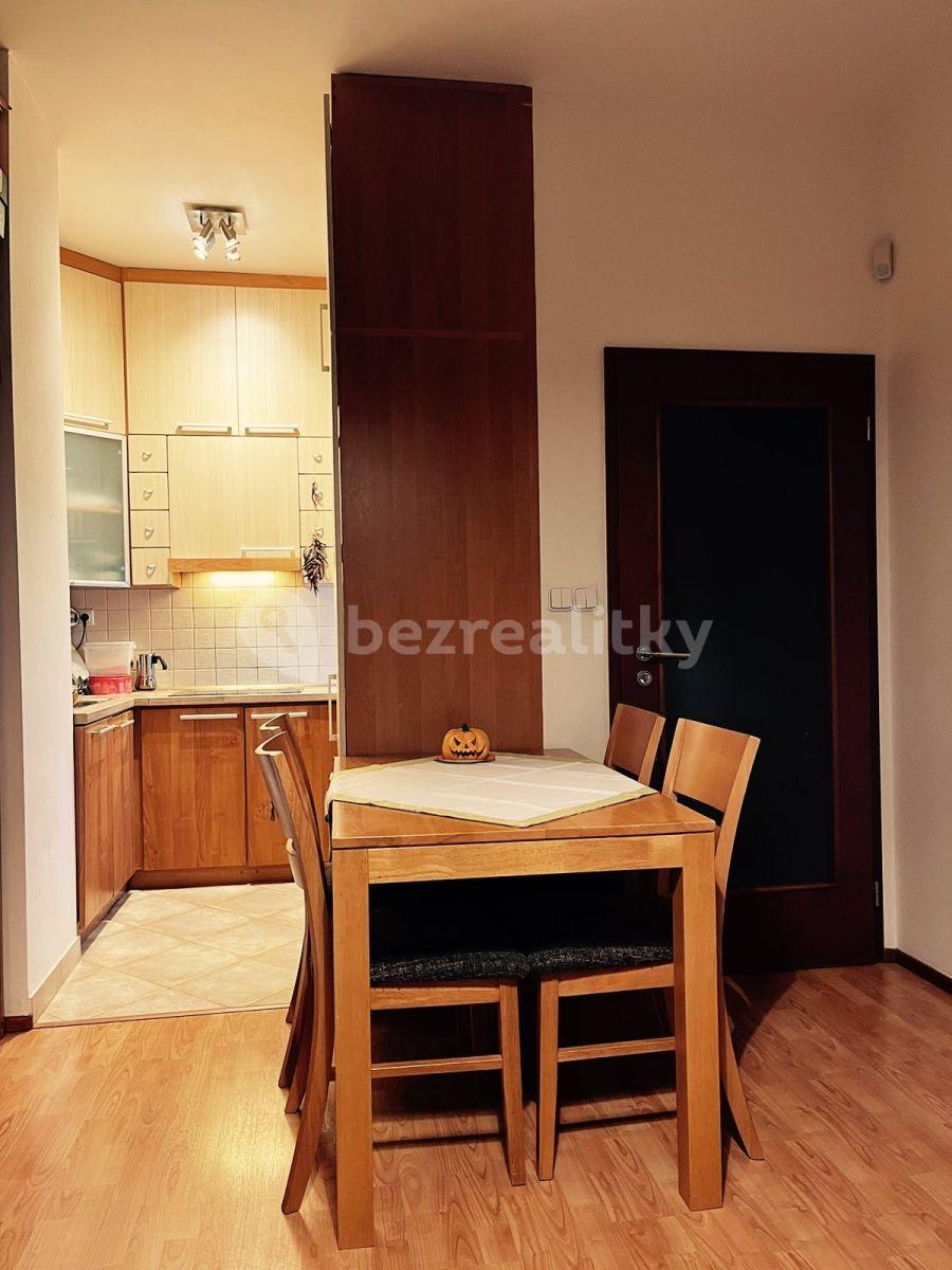 Pronájem bytu 2+kk 41 m², Plzeňská, Praha, Praha