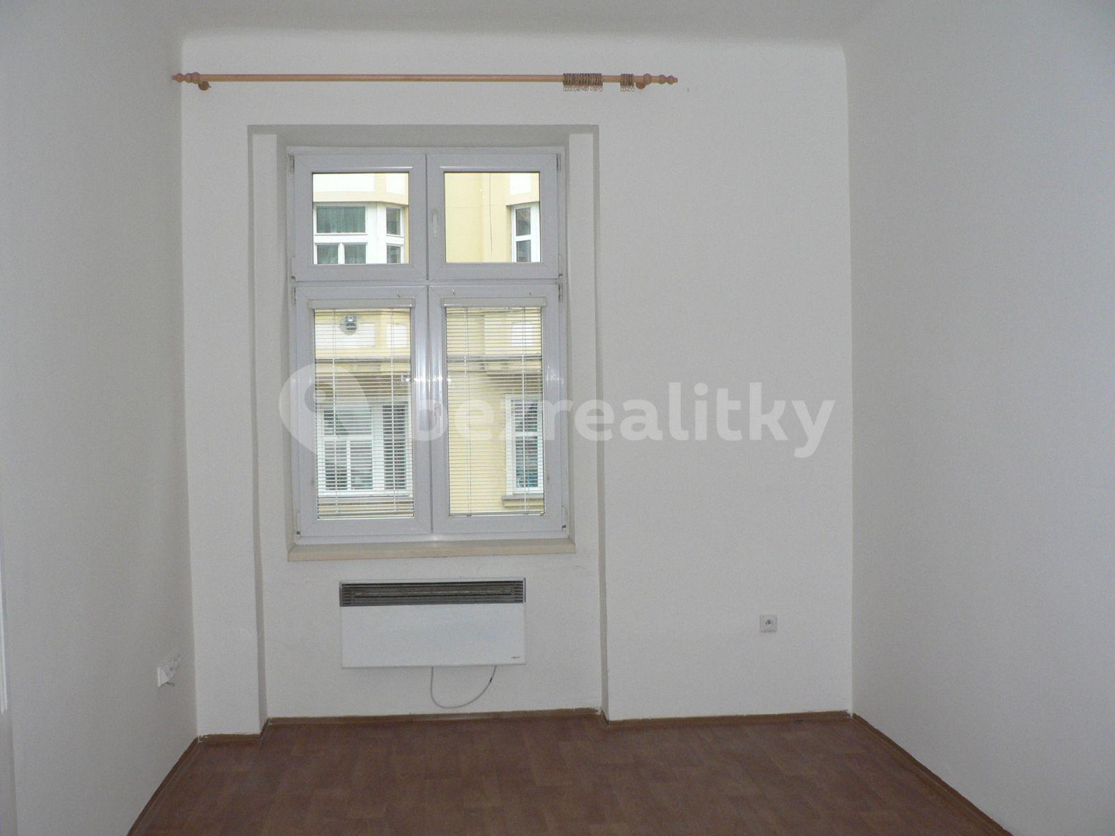 Pronájem bytu 1+1 45 m², Jaurisova, Praha, Praha