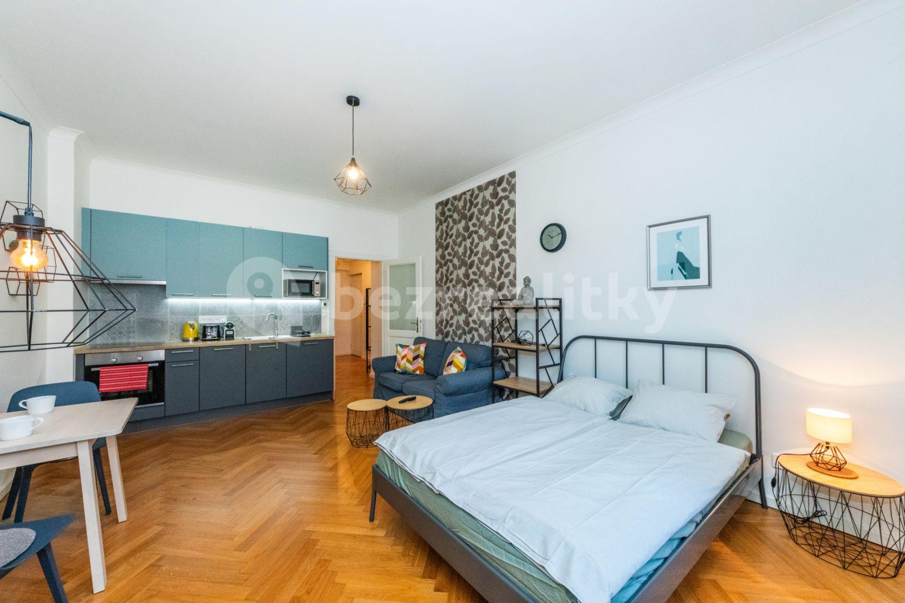 Pronájem bytu 1+1 36 m², Slavíkova, Praha, Praha