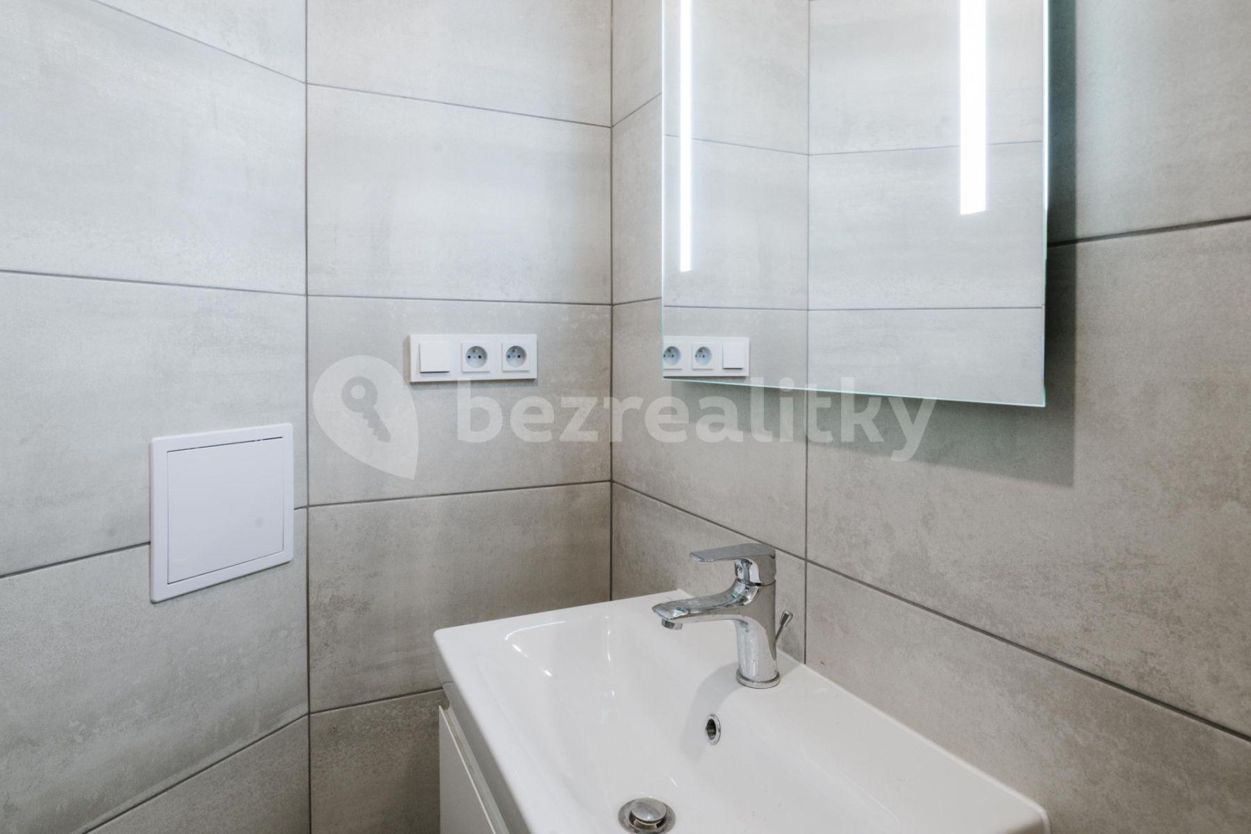 Pronájem bytu 2+1 60 m², Kolínská, Praha, Praha